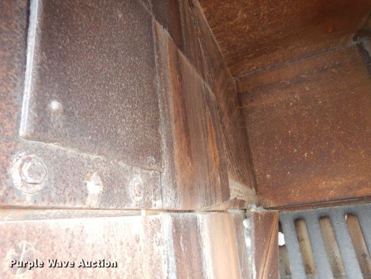 image for item IY9503 Rock crusher