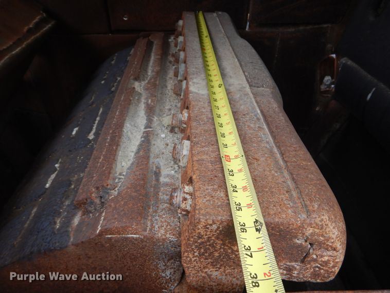 image for item IY9503 Rock crusher