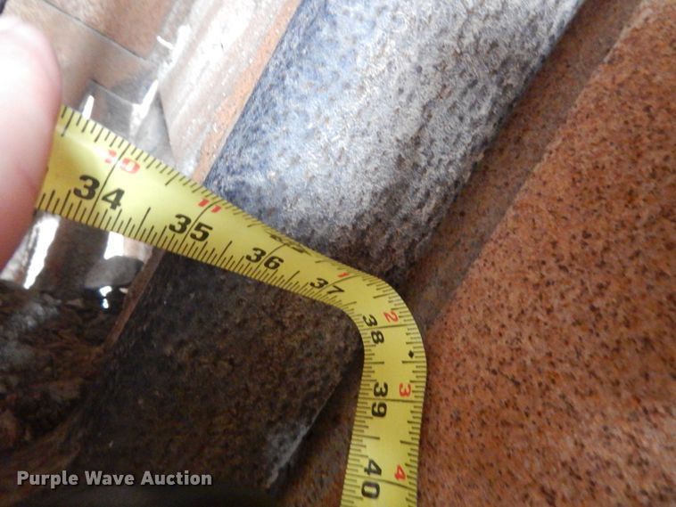 image for item IY9503 Rock crusher