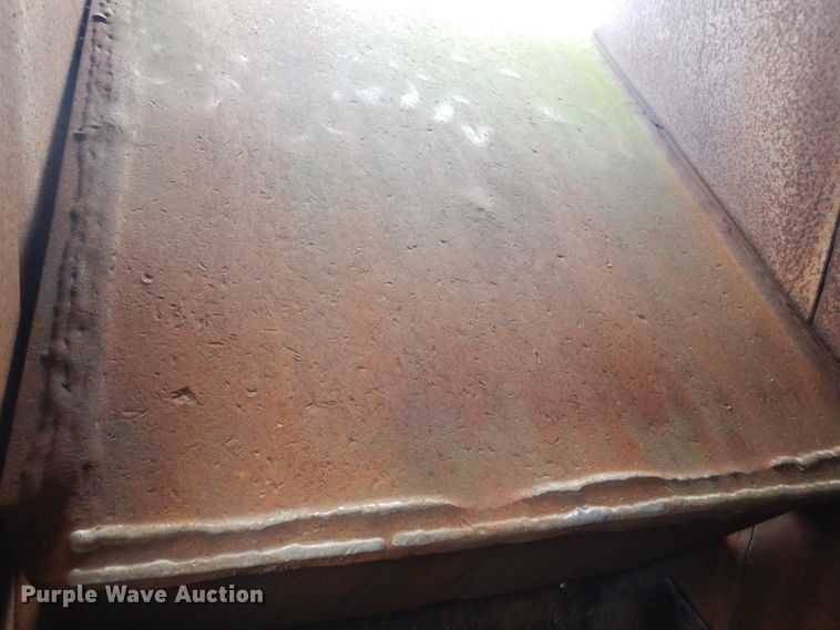 image for item IY9503 Rock crusher