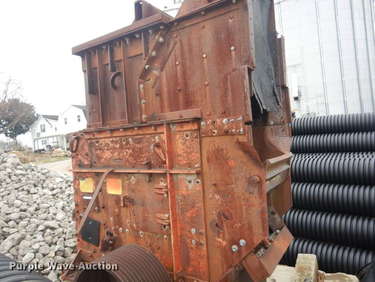 image for item IY9503 Rock crusher