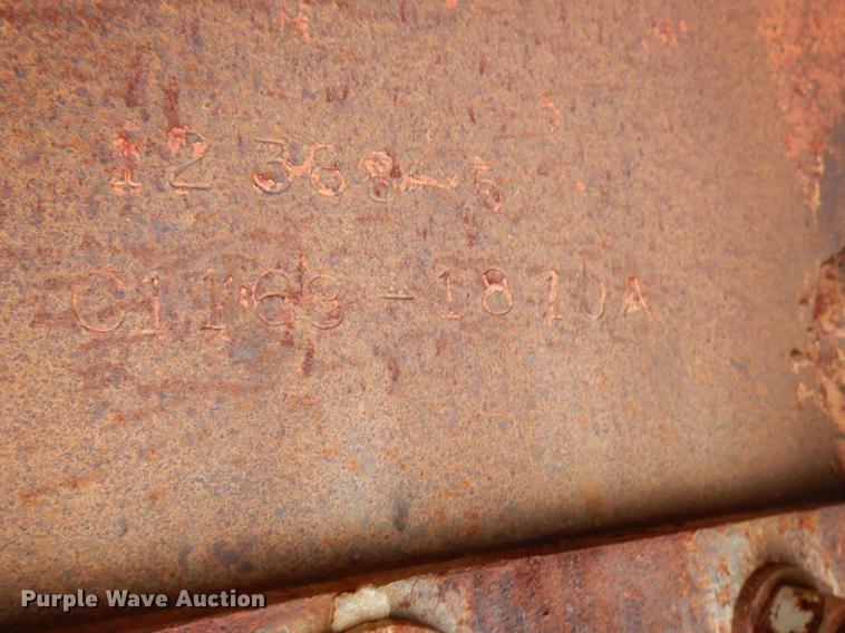 image for item IY9503 Rock crusher