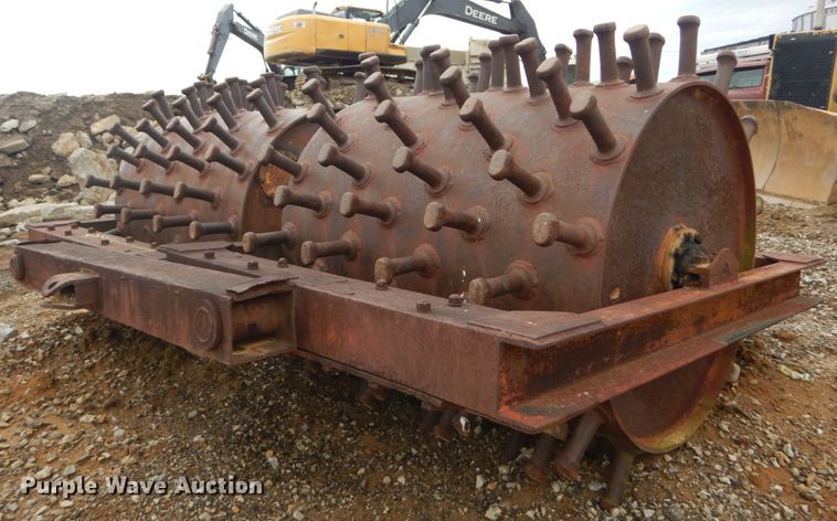 image for item IY9504 Sheepsfoot roller