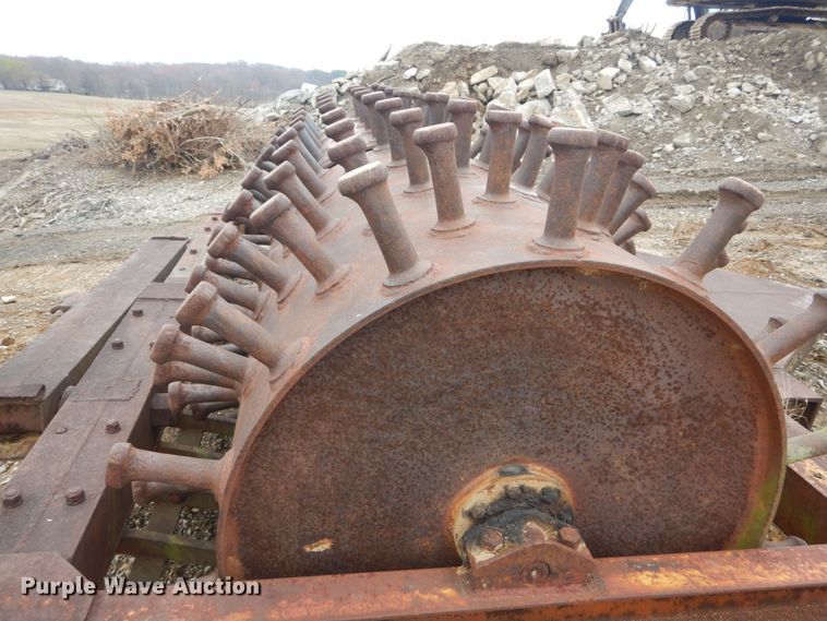 image for item IY9504 Sheepsfoot roller