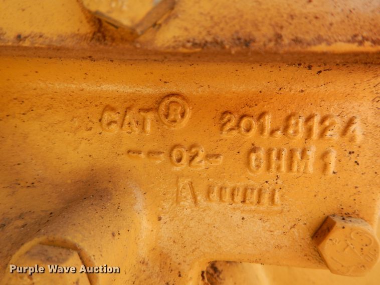 image for item IY9506 Caterpillar D6N transmission