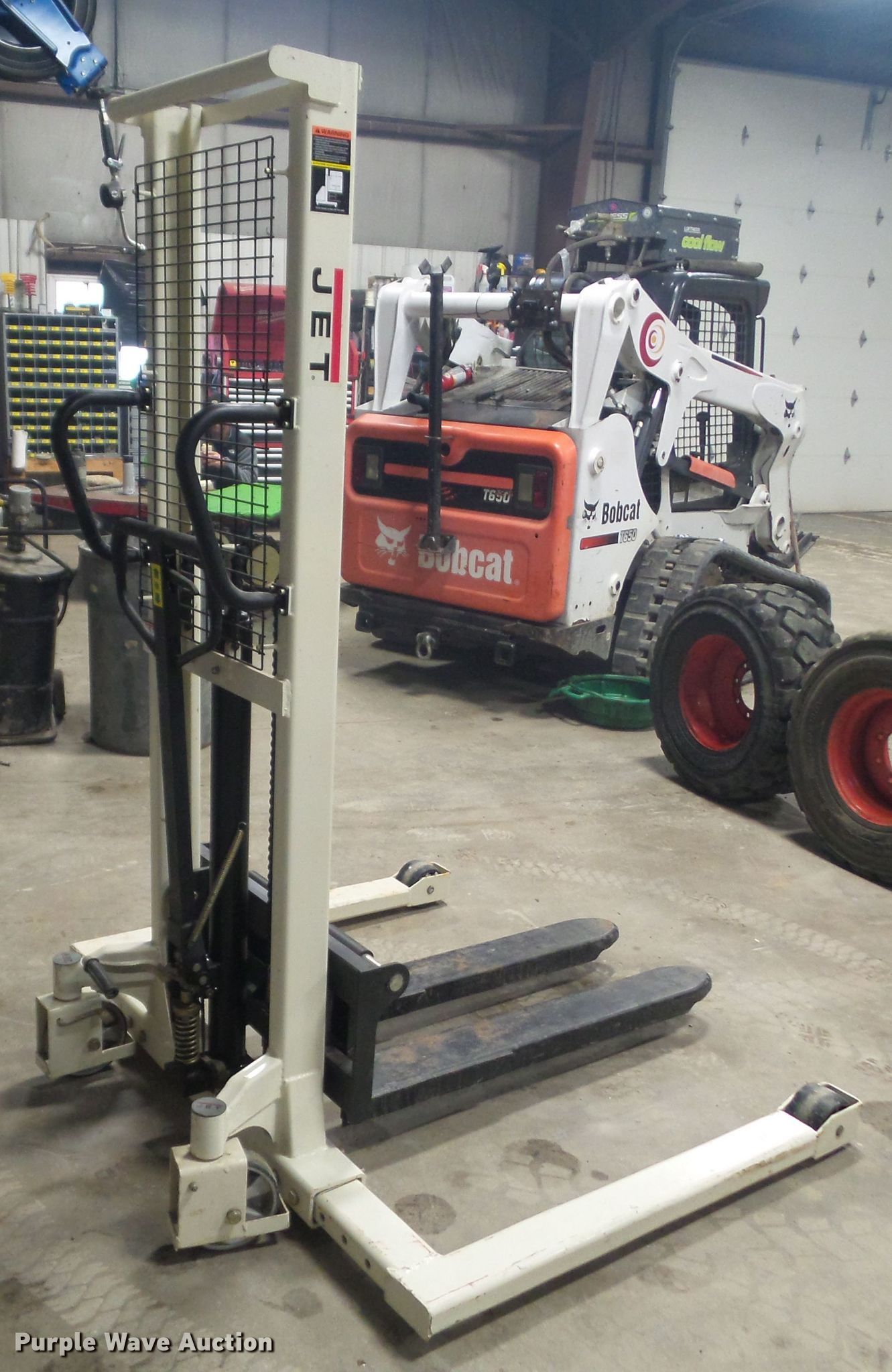 Jet JHS2200A hydraulic stacker in Adair, IA Item HF9843 sold