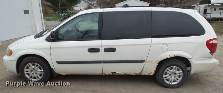 image for item DA7077 2005 Dodge Grand Caravan SE  van