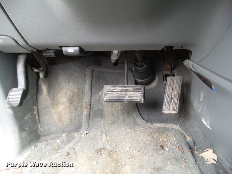 image for item DA7077 2005 Dodge Grand Caravan SE  van