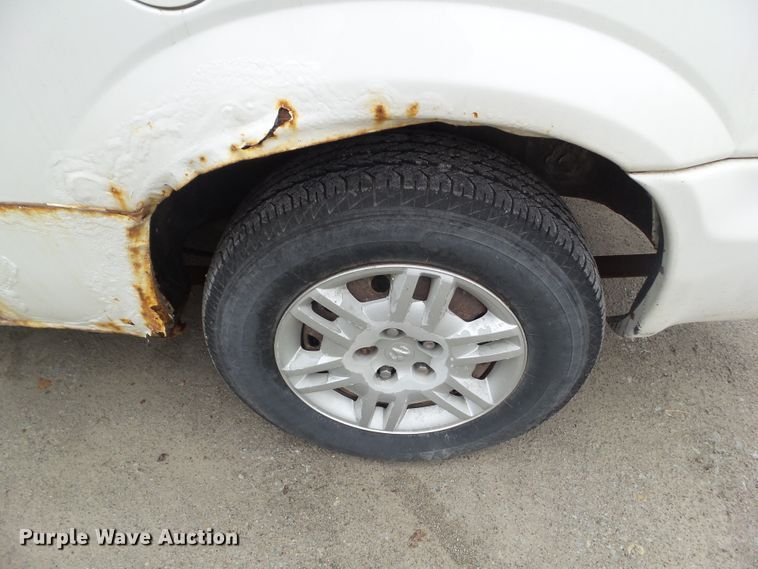 image for item DA7077 2005 Dodge Grand Caravan SE  van