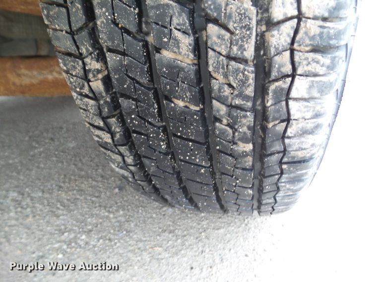 image for item DA7077 2005 Dodge Grand Caravan SE  van