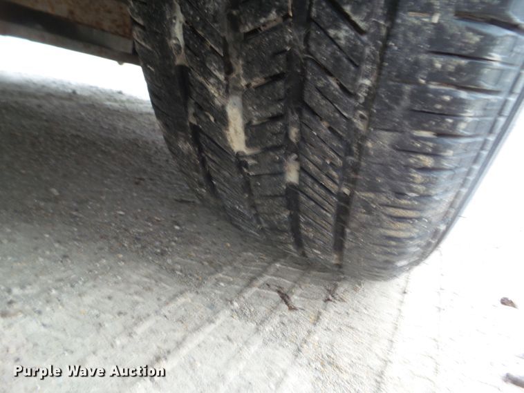 image for item DA7077 2005 Dodge Grand Caravan SE  van