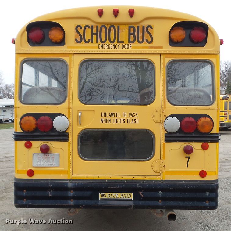 image for item DA7078 2001 International 3800  school bus