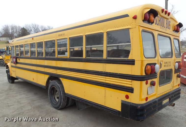image for item DA7078 2001 International 3800  school bus