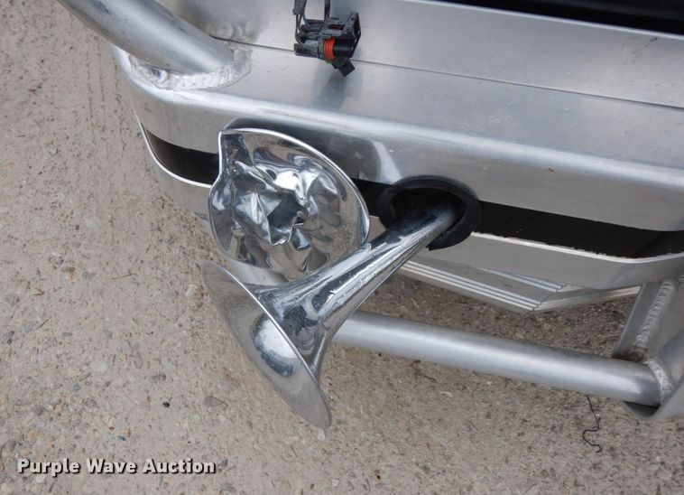 image for item DF6501 2010 Chevrolet Express 4500  ambulance