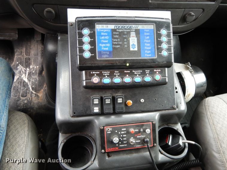 image for item DF6501 2010 Chevrolet Express 4500  ambulance