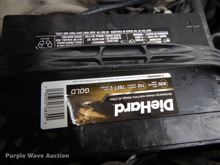 image for item DF6501 2010 Chevrolet Express 4500  ambulance