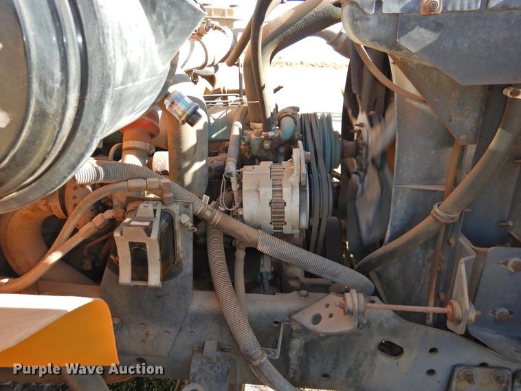 image for item DG1588 1992 International 3800  school bus