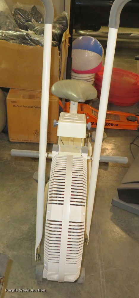 image for item DH0736 Exercise equipment