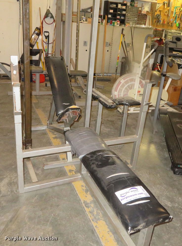 image for item DH0739 Weight bench