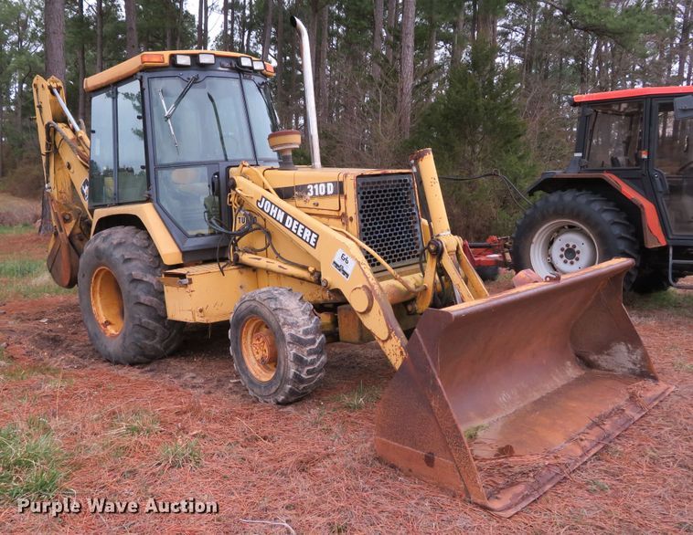image for item DH0743 1994 John Deere 310D  backhoe