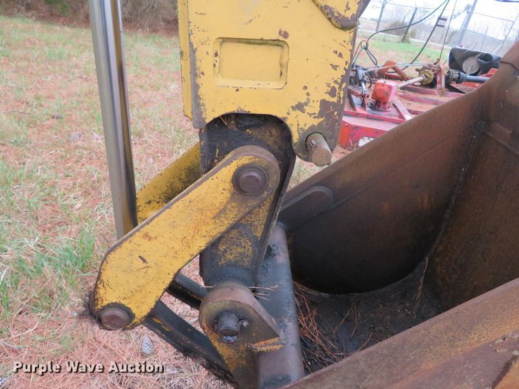 image for item DH0743 1994 John Deere 310D  backhoe