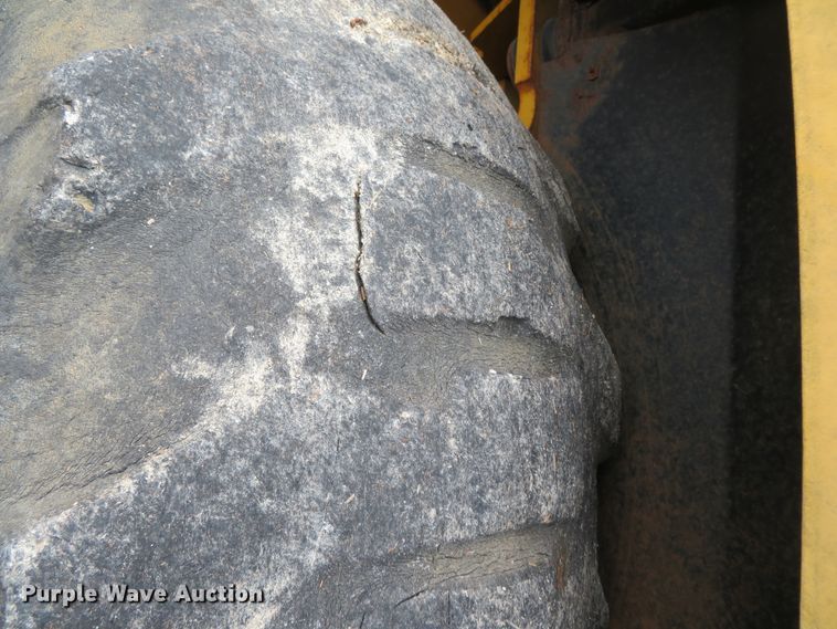 image for item DH0743 1994 John Deere 310D  backhoe