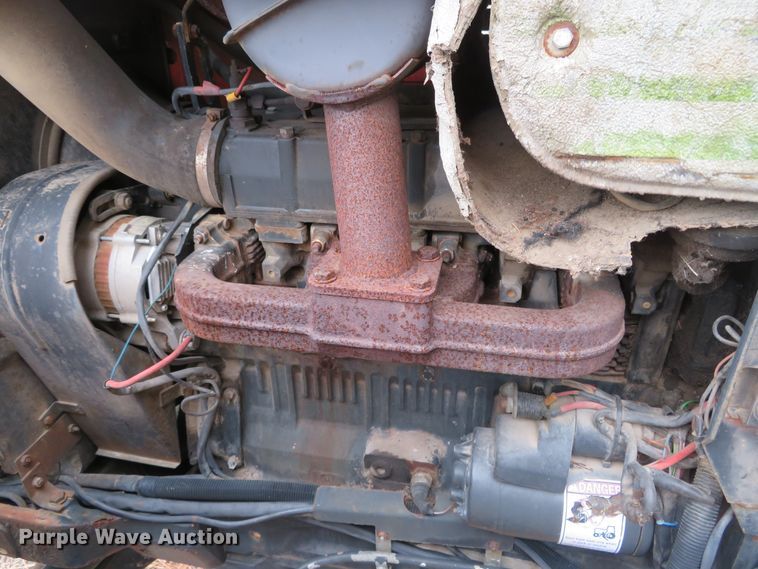 image for item DH0744 AGCO Allis 6670  tractor