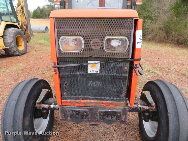 image for item DH0744 AGCO Allis 6670  tractor