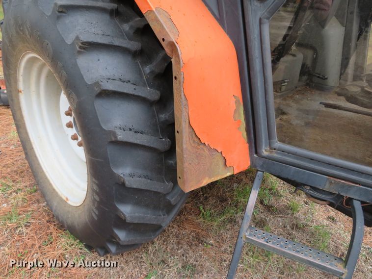 image for item DH0744 AGCO Allis 6670  tractor