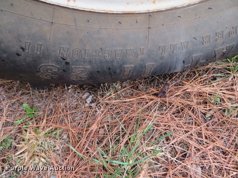 image for item DH0744 AGCO Allis 6670  tractor