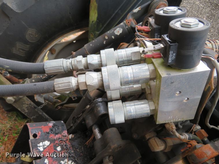 image for item DH0744 AGCO Allis 6670  tractor