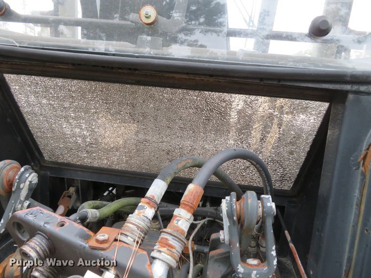 image for item DH0744 AGCO Allis 6670  tractor