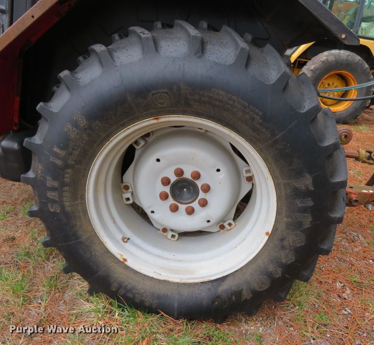 image for item DH0744 AGCO Allis 6670  tractor