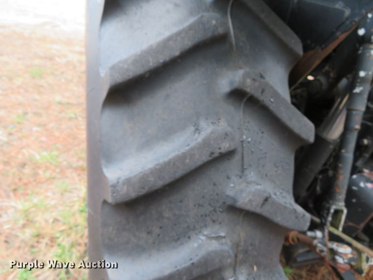 image for item DH0744 AGCO Allis 6670  tractor