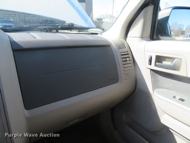 image for item DH0747 2009 Ford Escape XLT  SUV