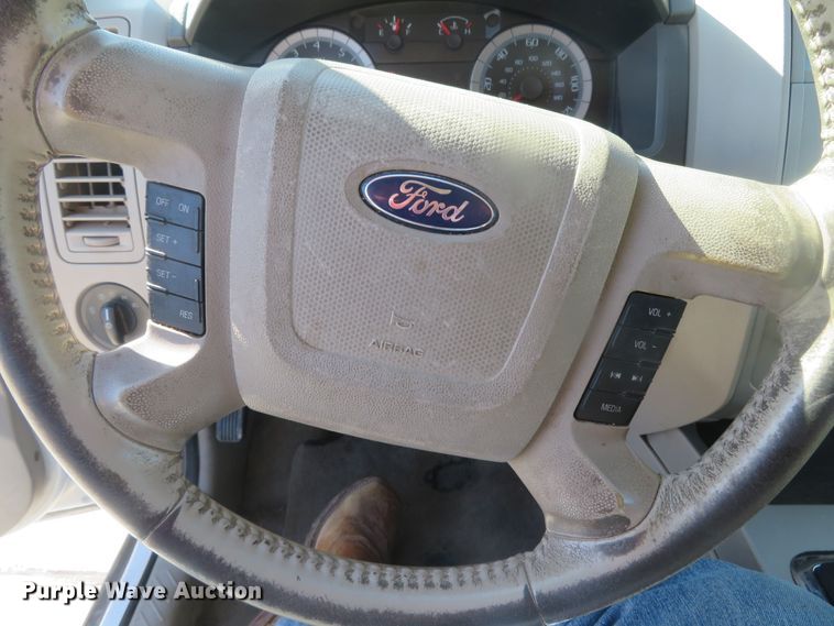 image for item DH0747 2009 Ford Escape XLT  SUV