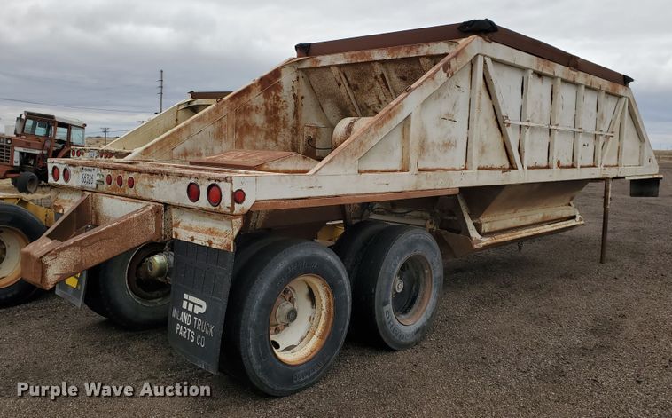 image for item DI4753 1988 Ranch  bottom dump trailer