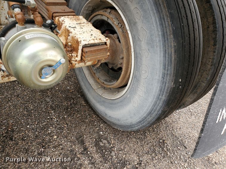 image for item DI4753 1988 Ranch  bottom dump trailer