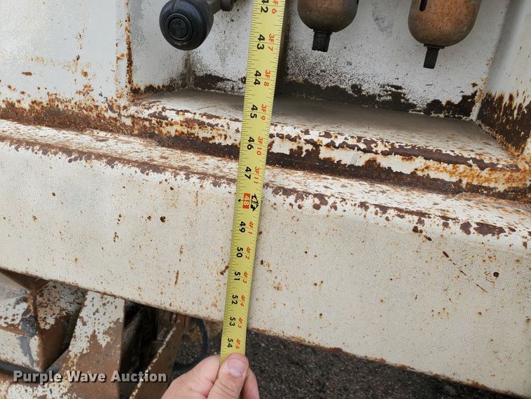 image for item DI4753 1988 Ranch  bottom dump trailer