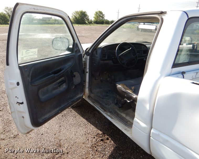 image for item DI4754 2001 Dodge Ram 1500  pickup truck