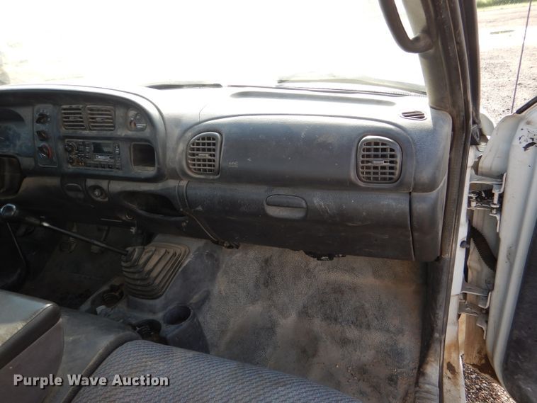 image for item DI4754 2001 Dodge Ram 1500  pickup truck