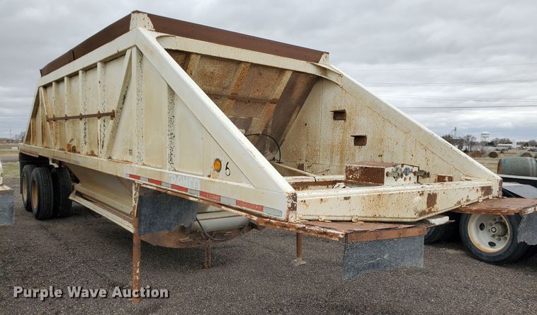 image for item DI4755 1994 Ranch  bottom dump trailer