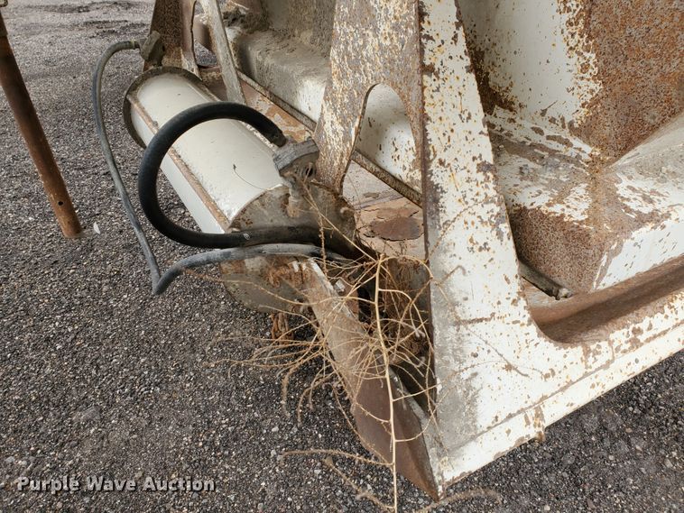 image for item DI4755 1994 Ranch  bottom dump trailer