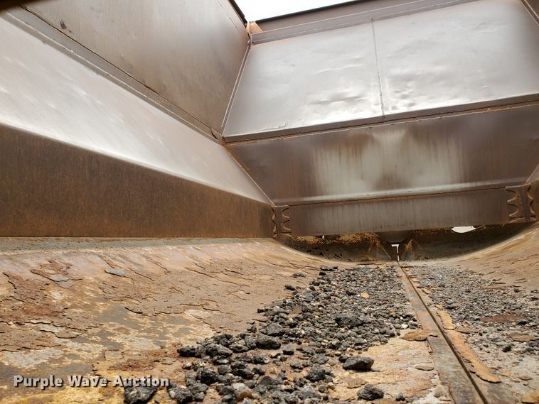 image for item DI4755 1994 Ranch  bottom dump trailer