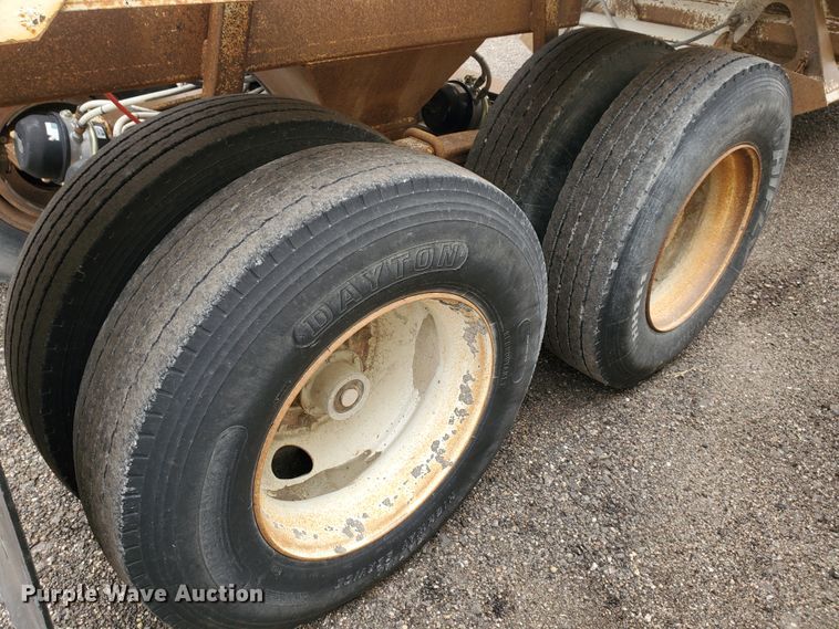 image for item DI4755 1994 Ranch  bottom dump trailer