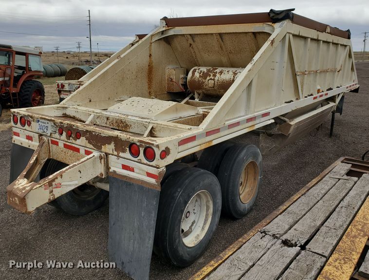 image for item DI4756 1996 Ranch  bottom dump trailer