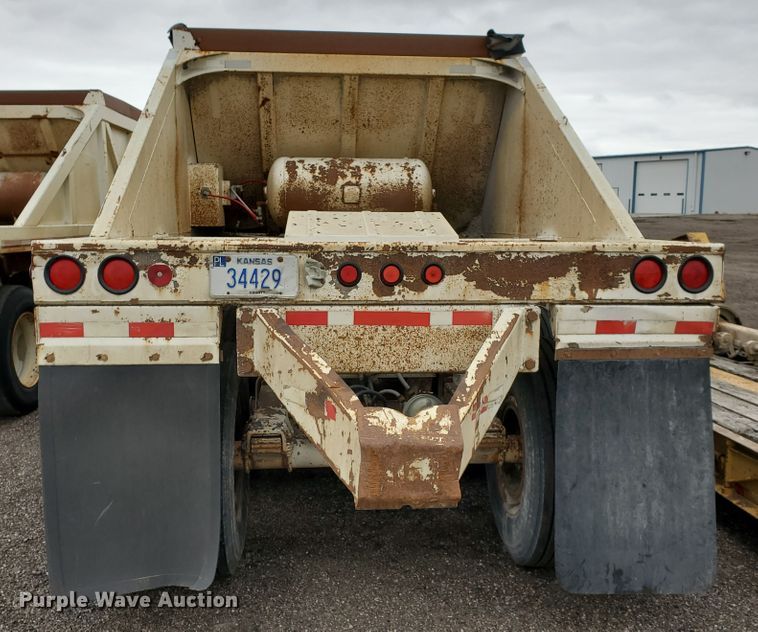 image for item DI4756 1996 Ranch  bottom dump trailer