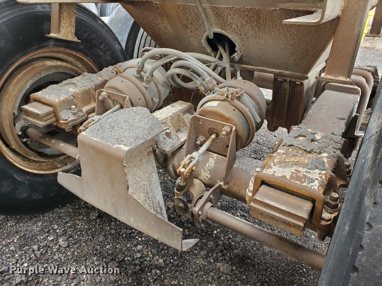 image for item DI4756 1996 Ranch  bottom dump trailer
