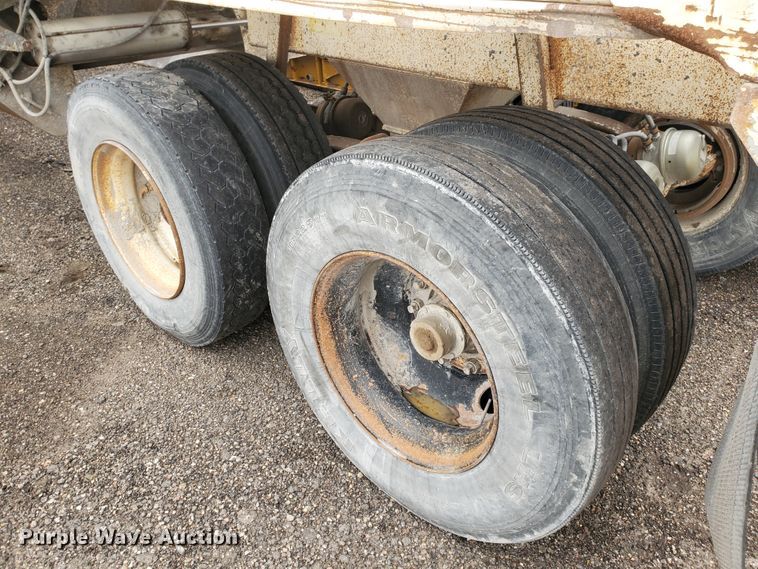 image for item DI4756 1996 Ranch  bottom dump trailer