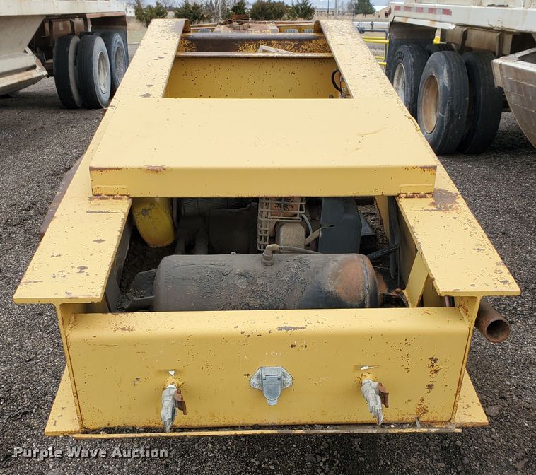 image for item DI4757 1997 Load Lugger LB35R  lowboy equipment trailer